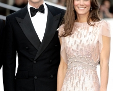 1335456775_kate-middleton-prince-william-ark-zoom